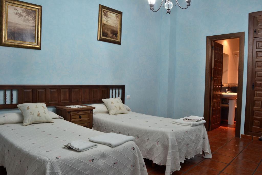 Penzion La Casa De Las Parrillas Cañamares Pokoj fotografie